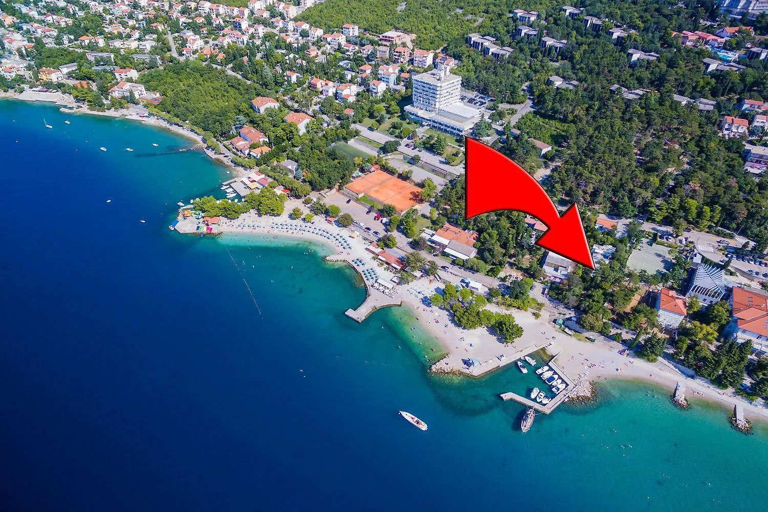 Beeindruckendes Apartment Direkt Am Strand Mit Privater Terrasse, Privatparkplatz, Wifi, Grill Crikvenica 0*,  Croatia
