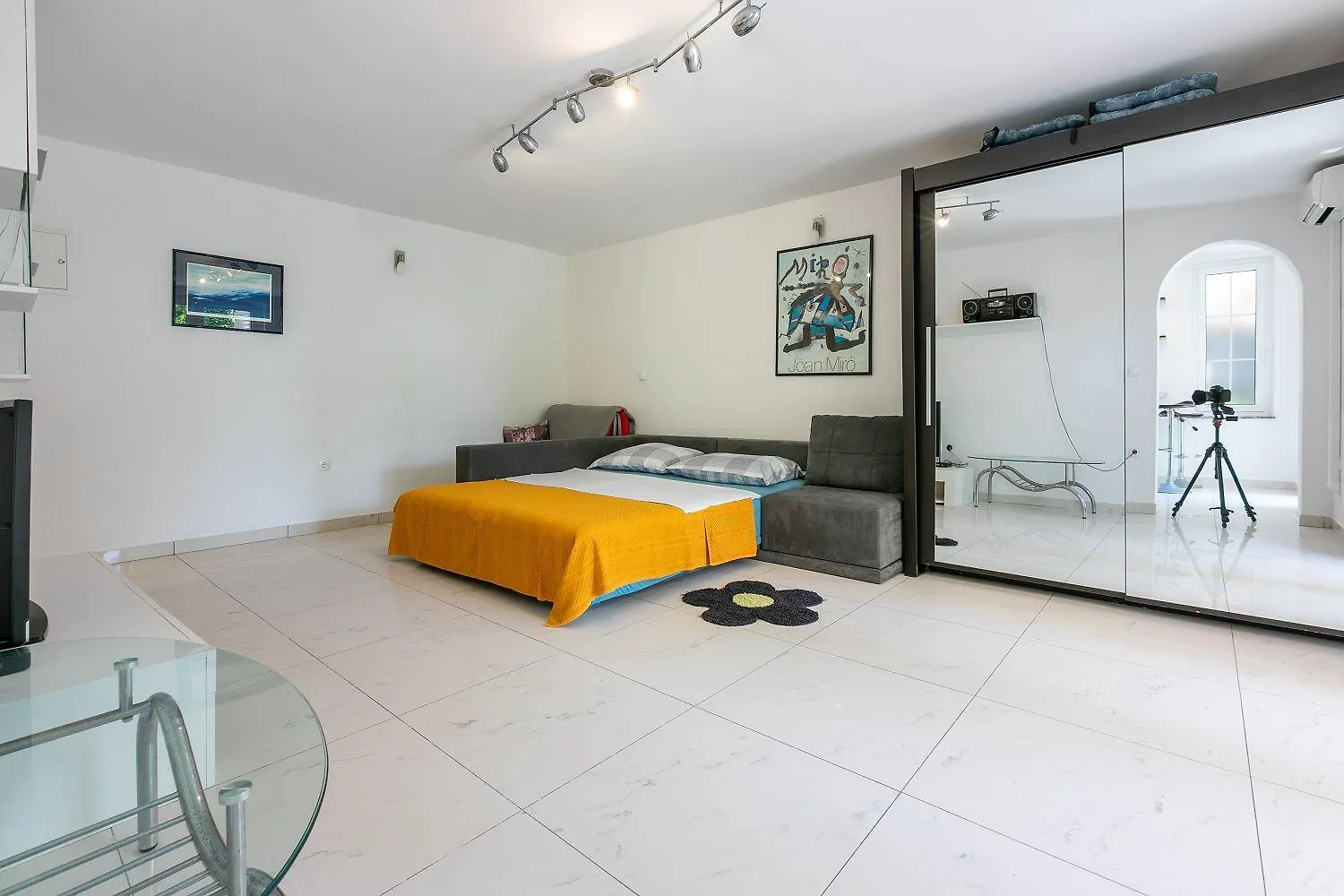 Beeindruckendes Apartment Direkt Am Strand Mit Privater Terrasse, Privatparkplatz, Wifi, Grill Crikvenica Croatia